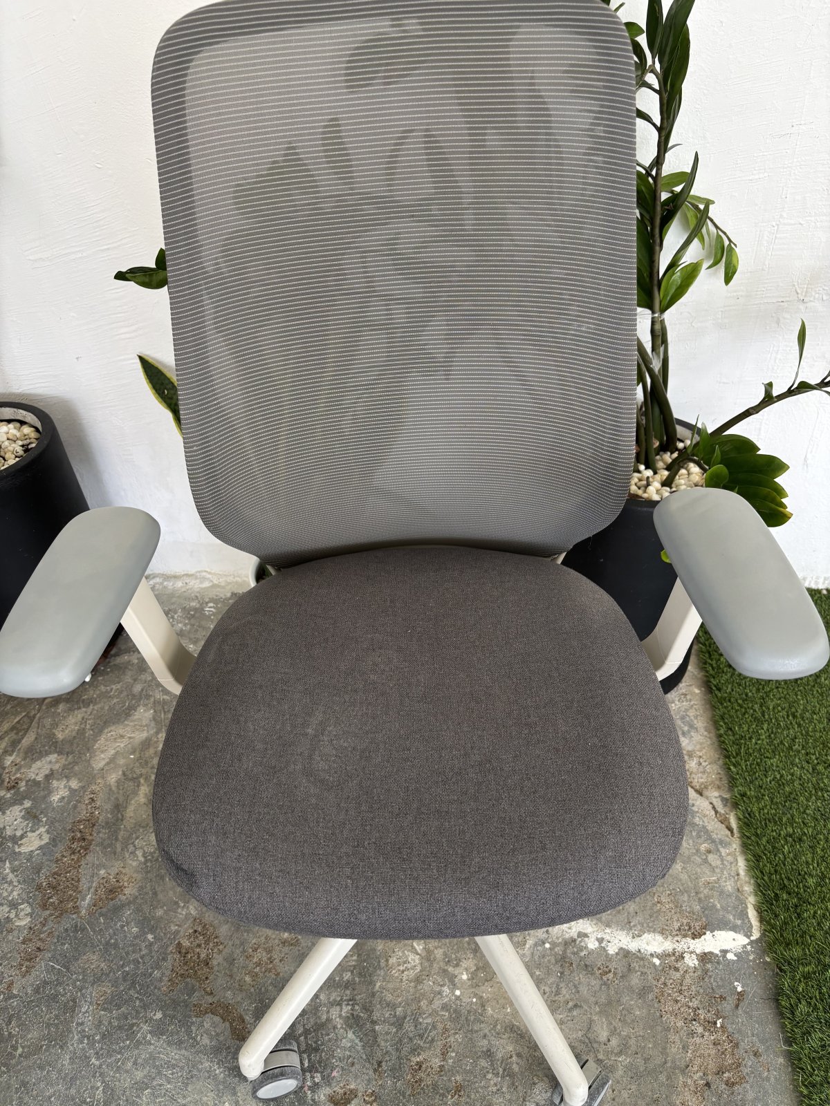 USA, Desky Sereno Ergonomic Office Task Chair – photo 5 of 5