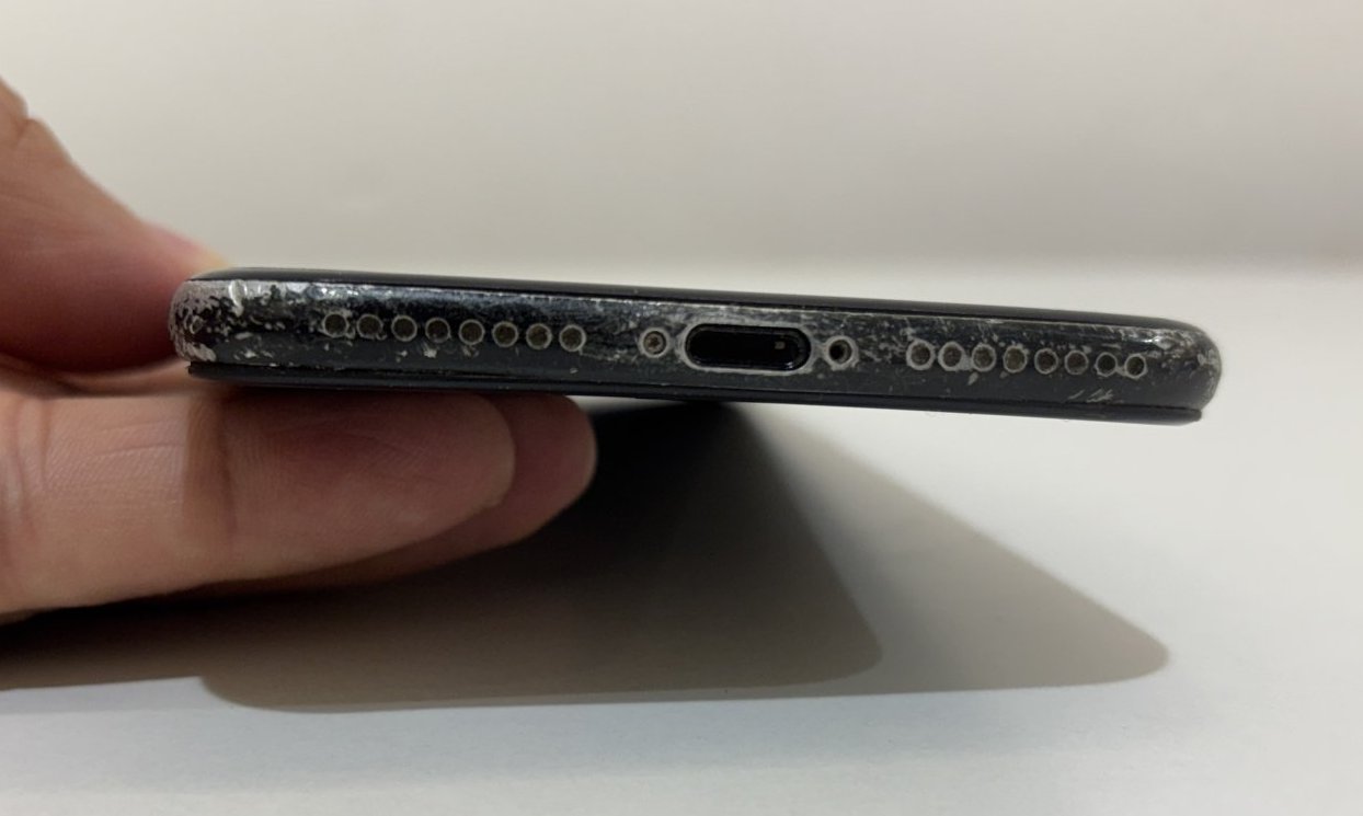 iPhone 7 Plus Jet Black 128GB – photo 6 of 10